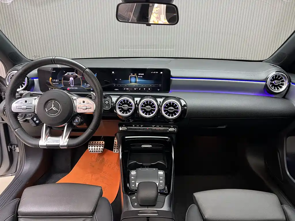 Mercedes-Benz A-Class AMG 2022 AMG A 35 L 4MATIC купить на сайте DeffCars