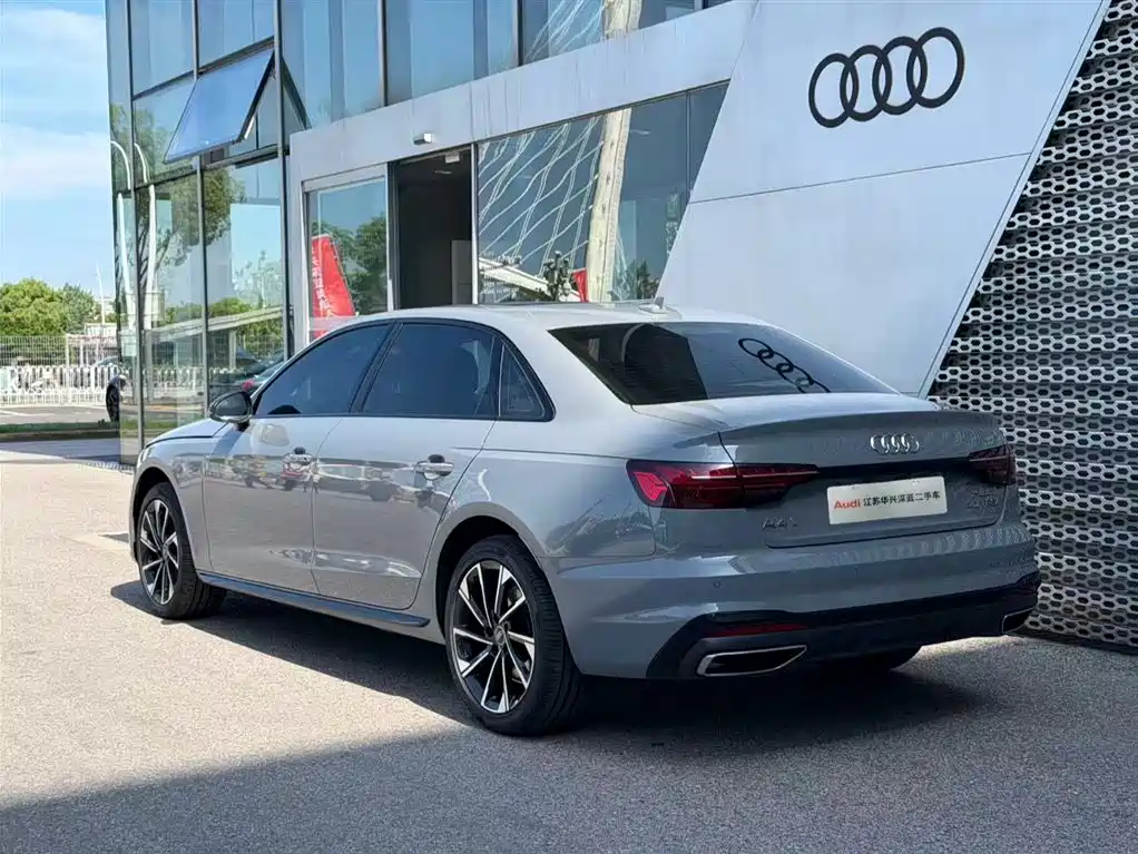 Audi A4L 2026 model 2 million Yuexiang version 40 TFSI luxury and dynamic model купить на сайте DeffCars