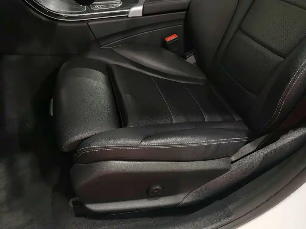 Mercedes-Benz C-Class 2019 C 180 L Fashionable Sports Edition купить на сайте DeffCars