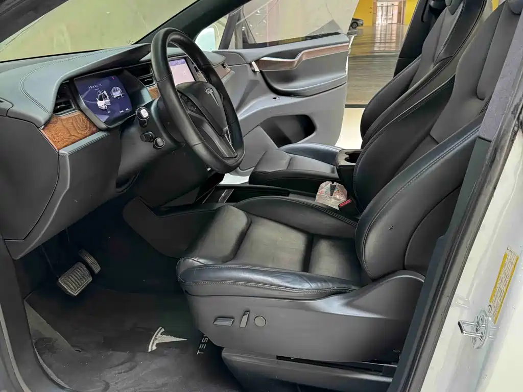 Model X 2019 Long Range Edition купить на сайте DeffCars