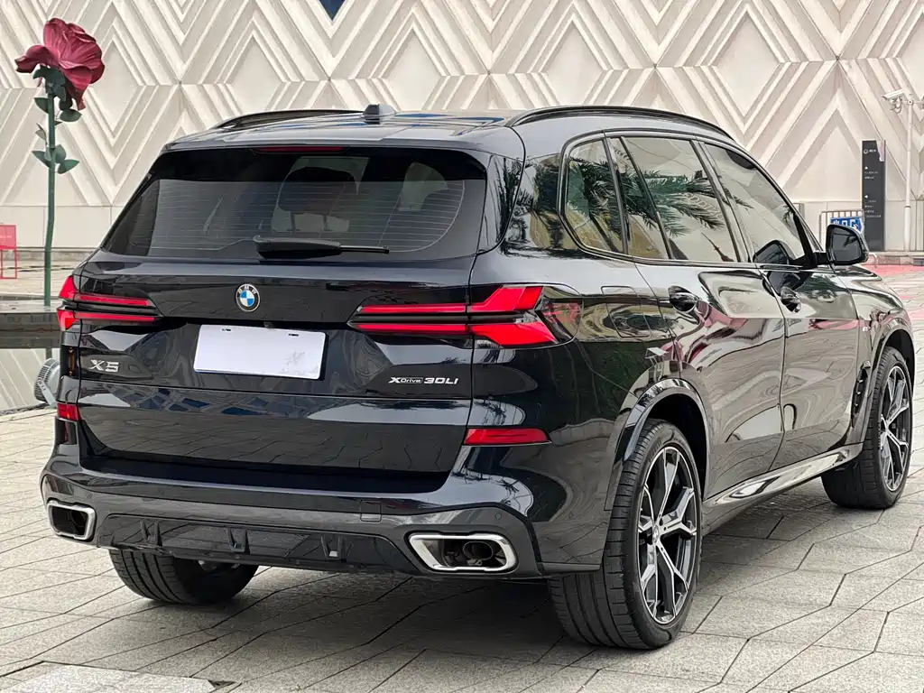 BMW X5 2025 xDrive 30Li Exclusive M Sports Night Package купить на сайте DeffCars