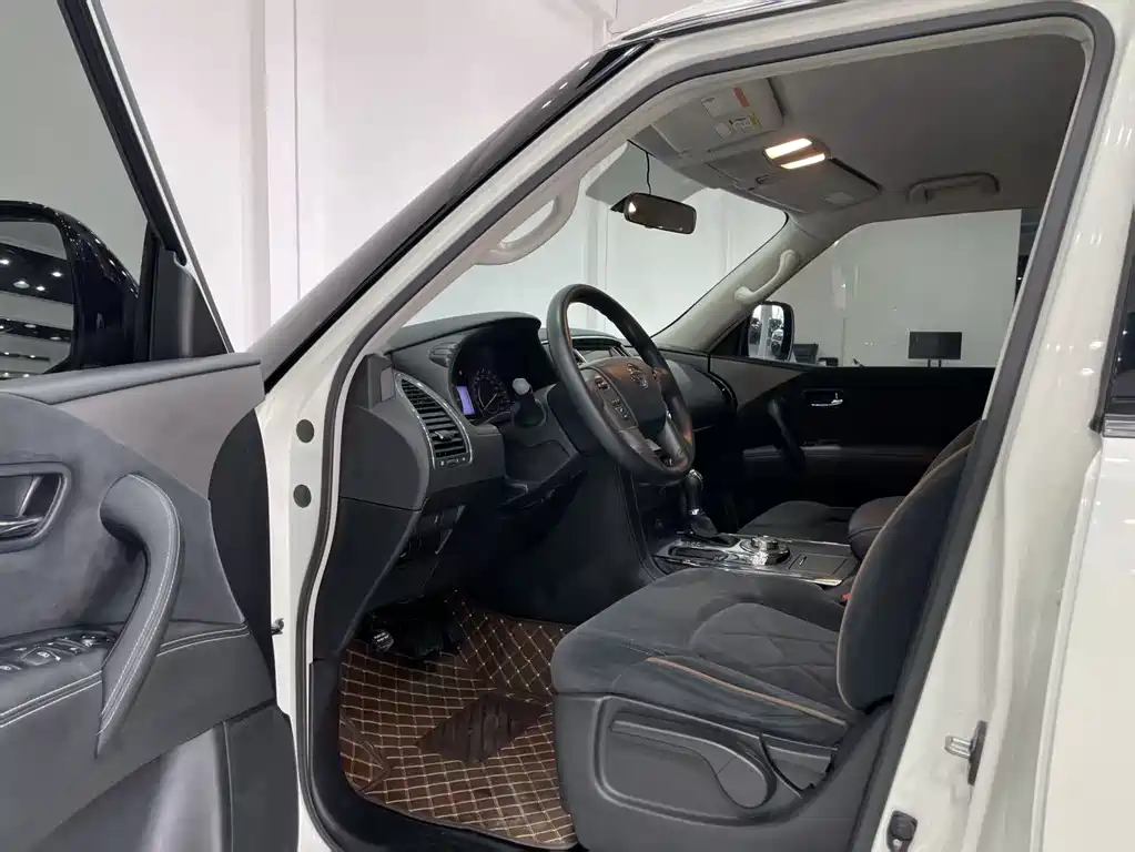 Patrol 2018 4.0L LinkedIn model купить на сайте DeffCars