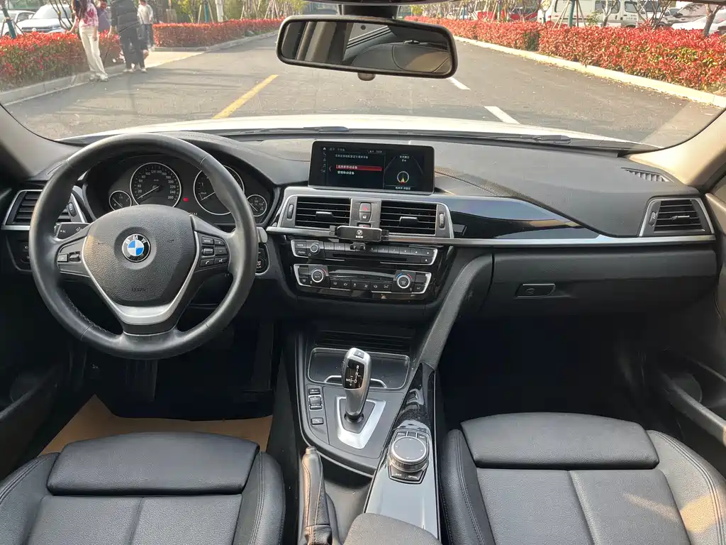BMW 3 Series 2019 320Li Fashion Model купить на сайте DeffCars