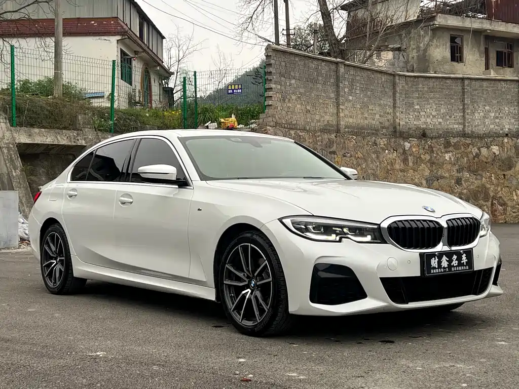 BMW 3 Series 2022 320Li M Sports Package купить на сайте DeffCars