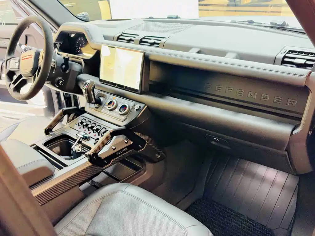 Land Rover Defender 2023 facelift 110 5.0T V8 купить на сайте DeffCars