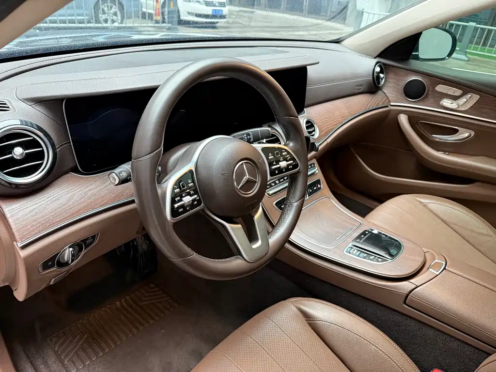Mercedes-Benz E-Class 2020 facelift E 300 L fashionable model купить на сайте DeffCars