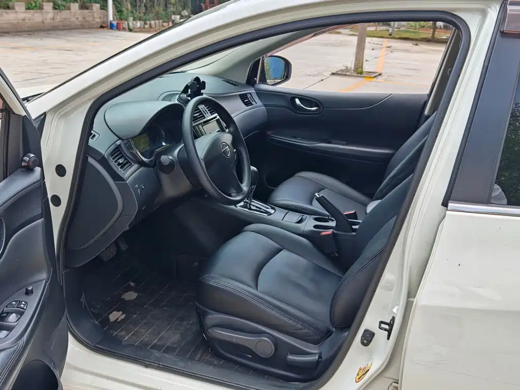 Tiida 2011 1.6L CVT comfort model купить на сайте DeffCars