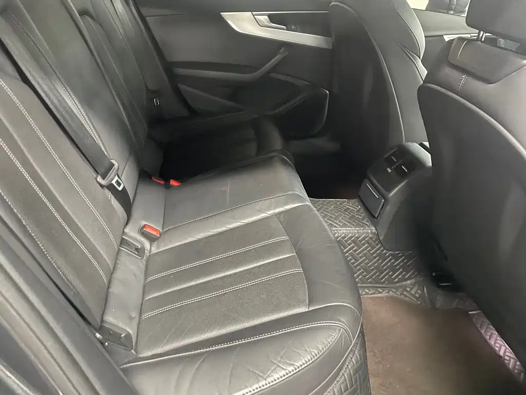 Audi A4L 2020 40 TFSI luxury and dynamic model купить на сайте DeffCars