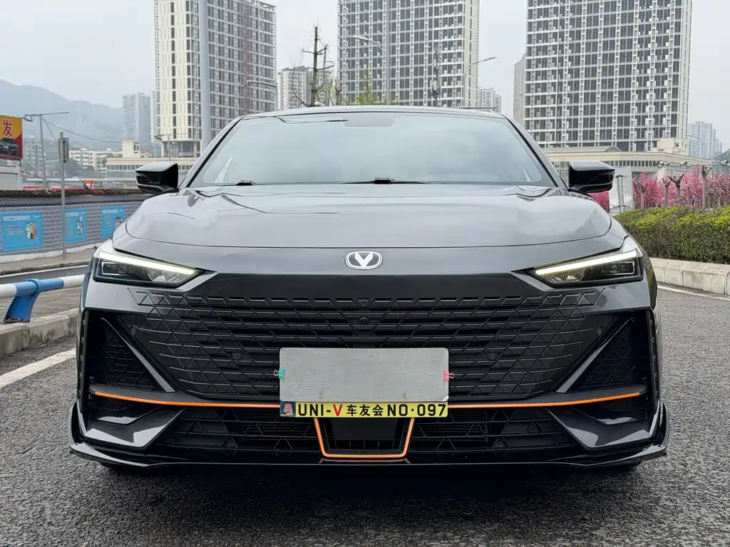 Changan UNI-V 2022 1.5T sports version купить на сайте DeffCars