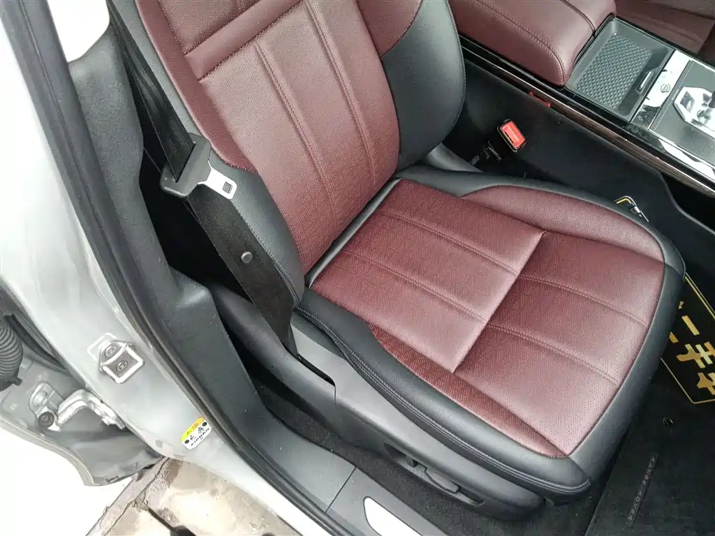 Range Rover Evoque 2021 Evoque L 249PS R-Dynamic First edition купить на сайте DeffCars