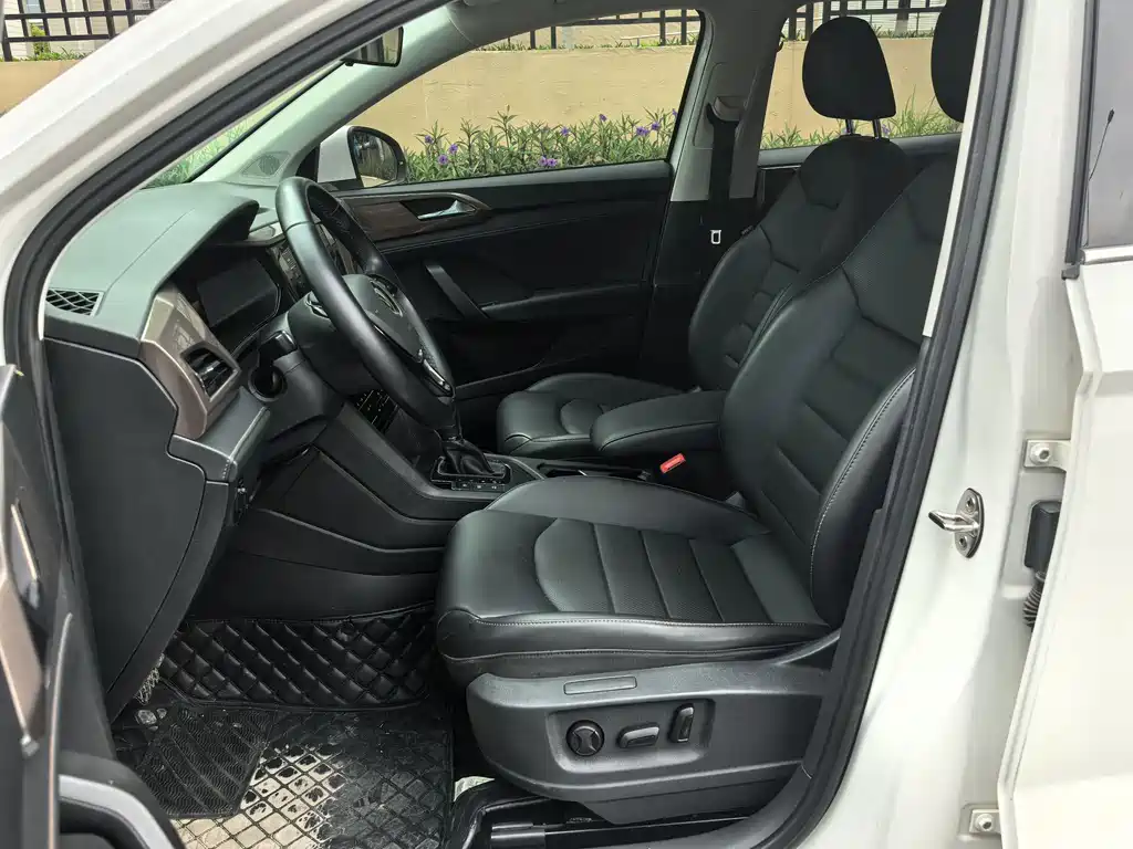 Tuyue 2022 280TSI two-wheel drive luxury version купить на сайте DeffCars