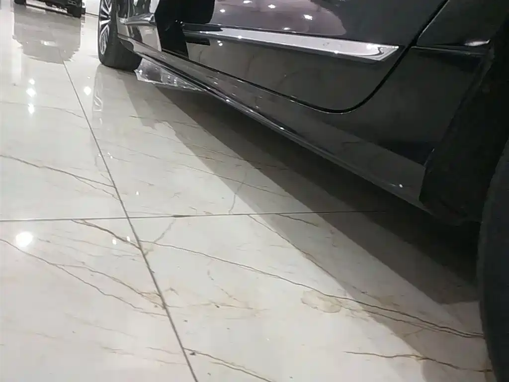 Volvo S90 plug-in hybrid 2023 T8 plug-in hybrid four-wheel drive long range Zhiyi luxury version купить на сайте DeffCars