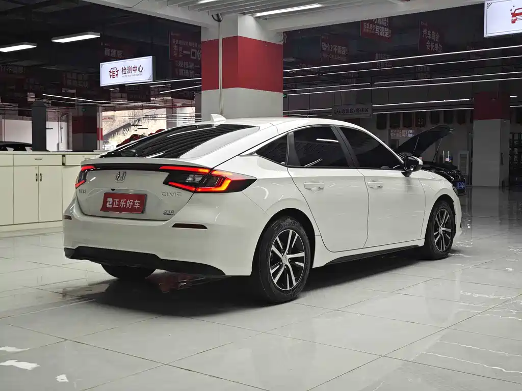 Civic 2023 HATCHBACK 240TURBO CVT Extreme Edition купить на сайте DeffCars