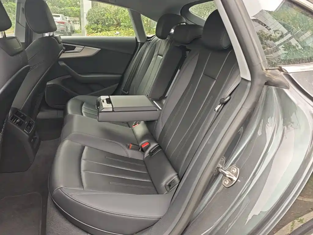 Audi A5 imported 2024 Sportback 40 TFSI fashionable and dynamic купить на сайте DeffCars
