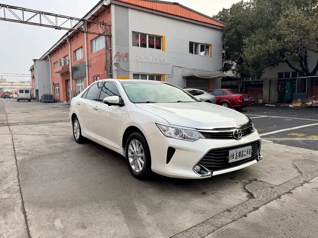 Camry 2016 2.0G 10th Anniversary Leading Edition купить на сайте DeffCars