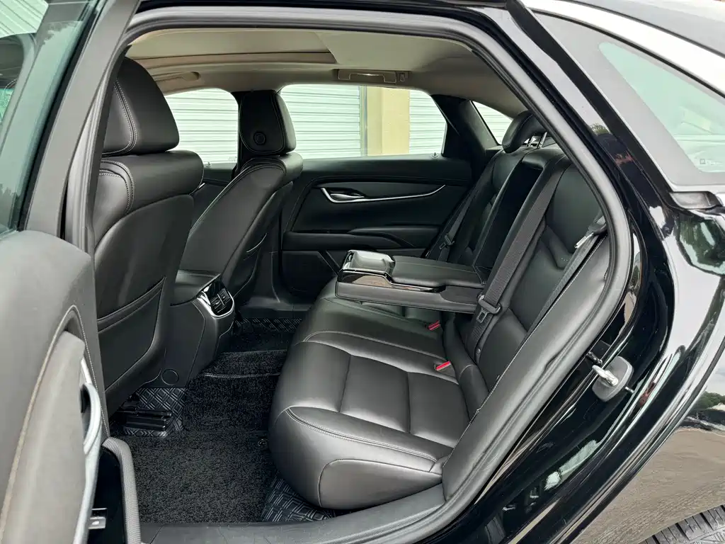 Cadillac XTS 2018 28T Technology купить на сайте DeffCars