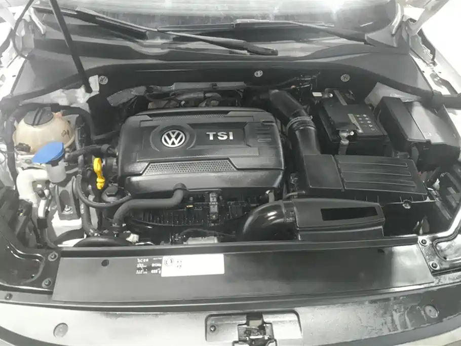Passat 2016 330TSI DSG Royal Edition купить на сайте DeffCars