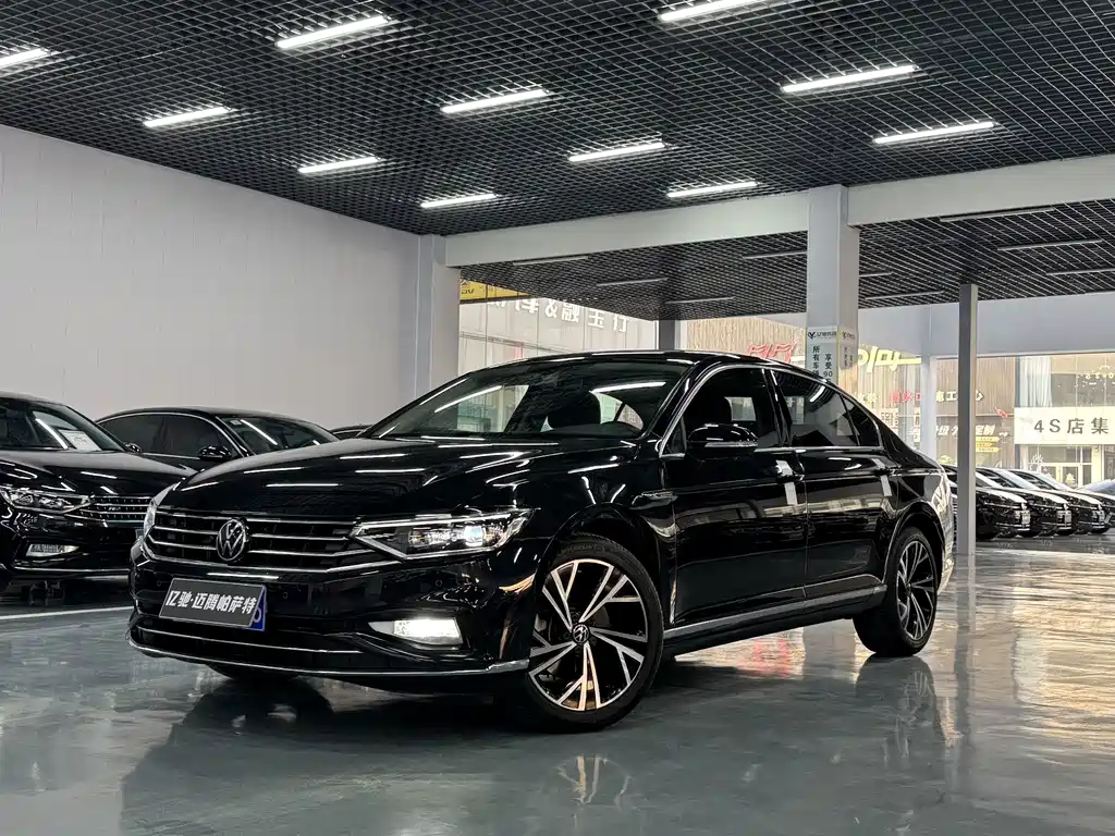 MAGOTAN 2021 330TSI DSG 30th Anniversary Edition купить на сайте DeffCars