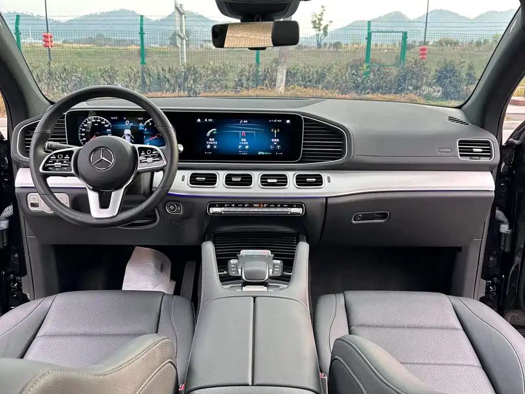 Mercedes-Benz GLE Coupe 2023 GLE 450 4MATIC Coupe SUV Fashion купить на сайте DeffCars