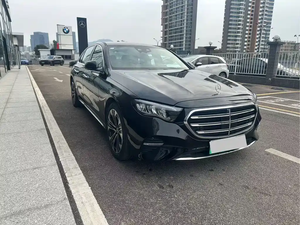 Mercedes-Benz E-Class New Energy 2024 E 350 e L plug-in hybrid sedan купить на сайте DeffCars