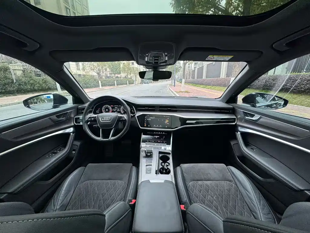 Audi A6L 2020 55 TFSI quattro flagship dynamic model купить на сайте DeffCars