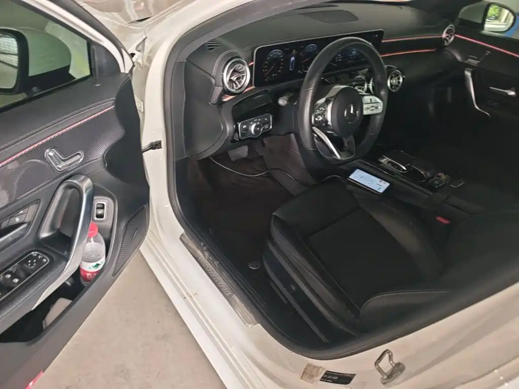 Mercedes-Benz A-Class 2020 A 200 L Sports Sedan купить на сайте DeffCars