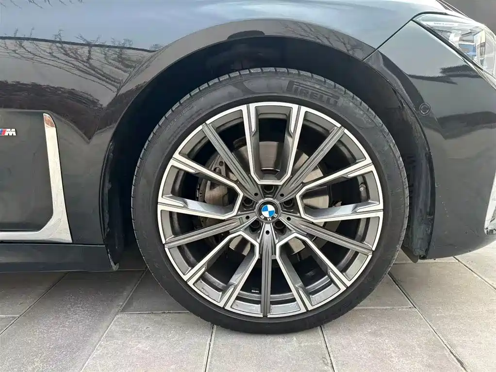 BMW 7 Series 2021 740Li xDrive Executive M Sports Package купить на сайте DeffCars