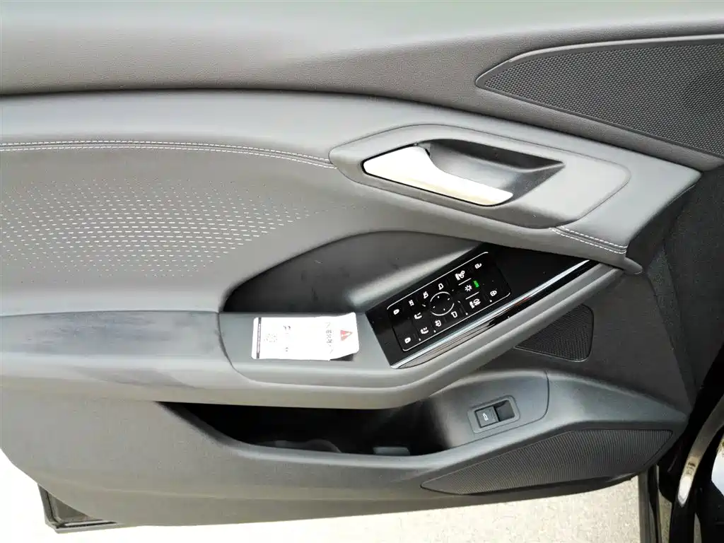 Audi Q6L e-tron 2026 first pilot version купить на сайте DeffCars