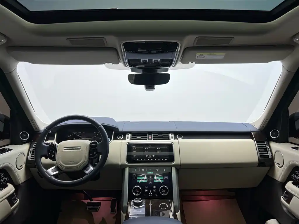 Range Rover 2021 3.0 L6 Legend Extended Classic Edition купить на сайте DeffCars