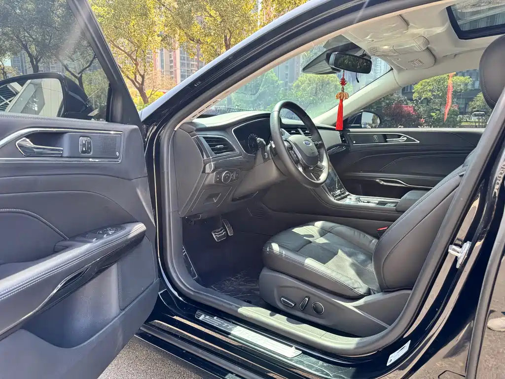 Taurus 2019 EcoBoost 245 Exclusive Edition купить на сайте DeffCars