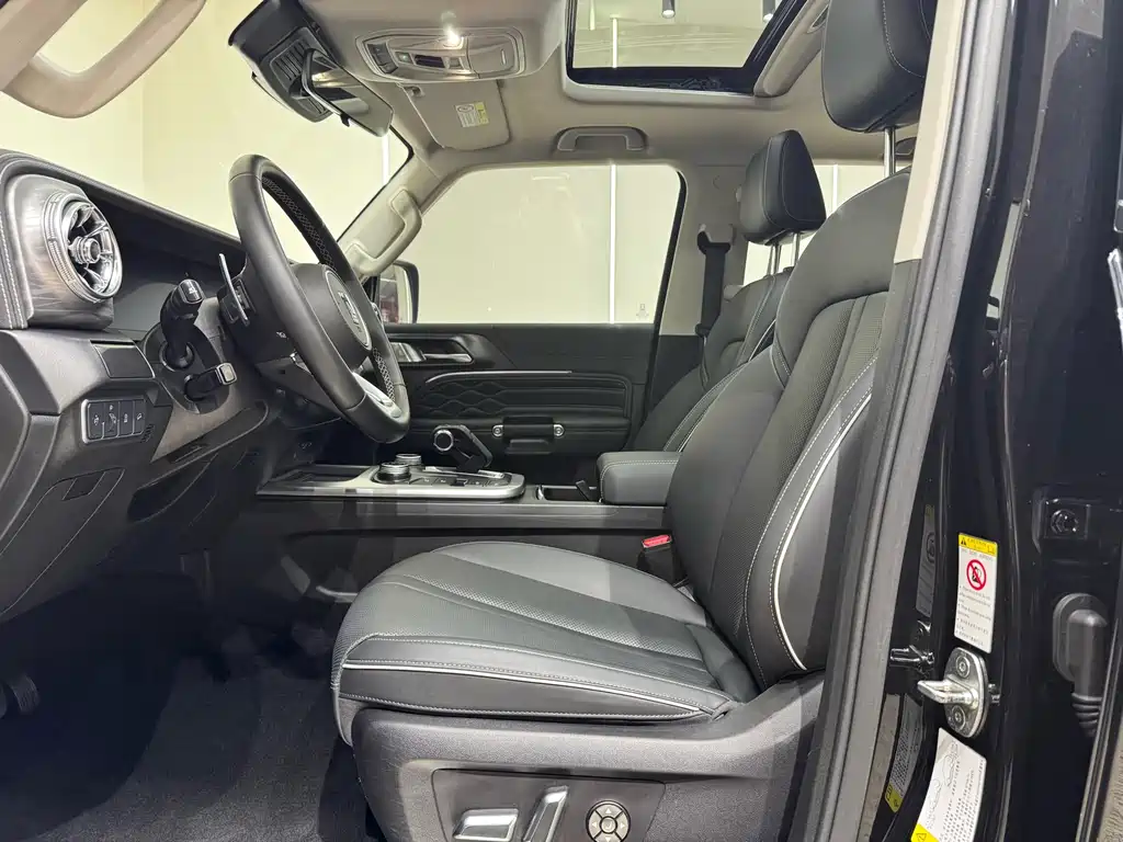 Tank 300 2021 Off-Road Version 2.0T Conqueror купить на сайте DeffCars