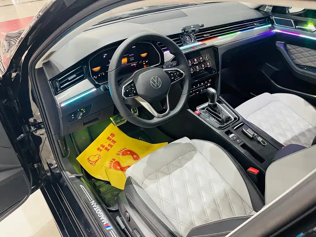 Magotan 2023 2 million commemorative edition 330TSI DSG leading model купить на сайте DeffCars