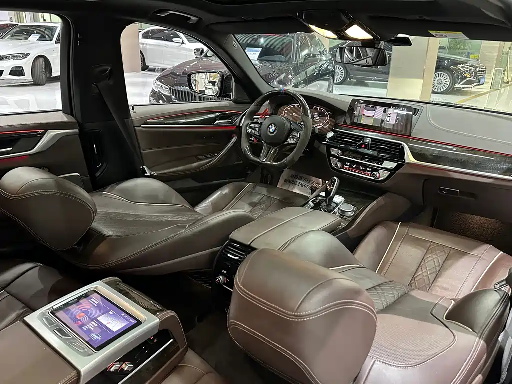 BMW 5 Series 2020 530Li Exclusive M Sports Package купить на сайте DeffCars