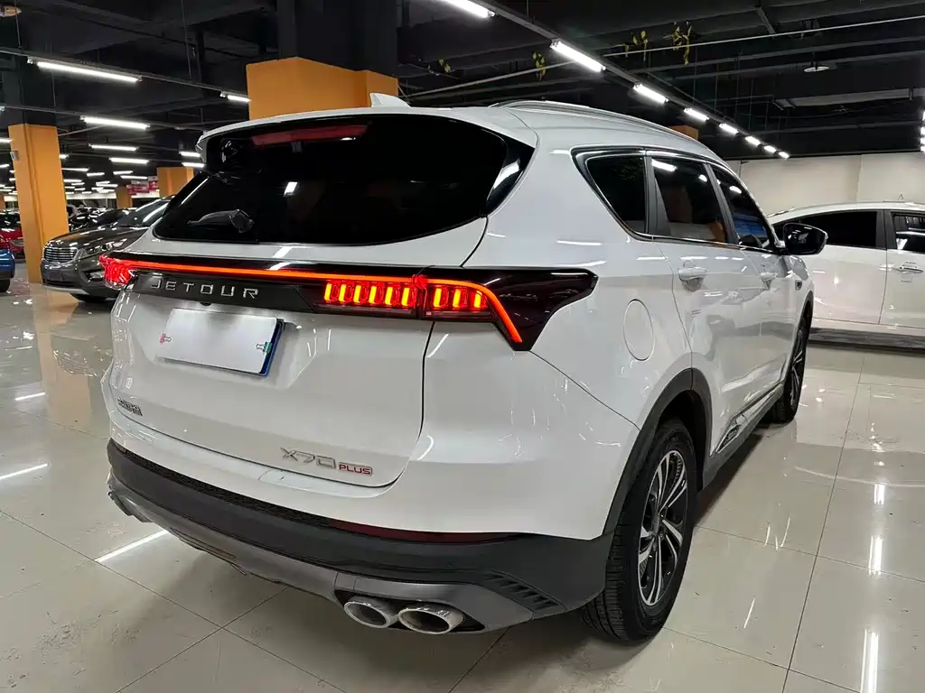 Jietu X70 PLUS 2021 model 1.6T DCT star 5 seats купить на сайте DeffCars