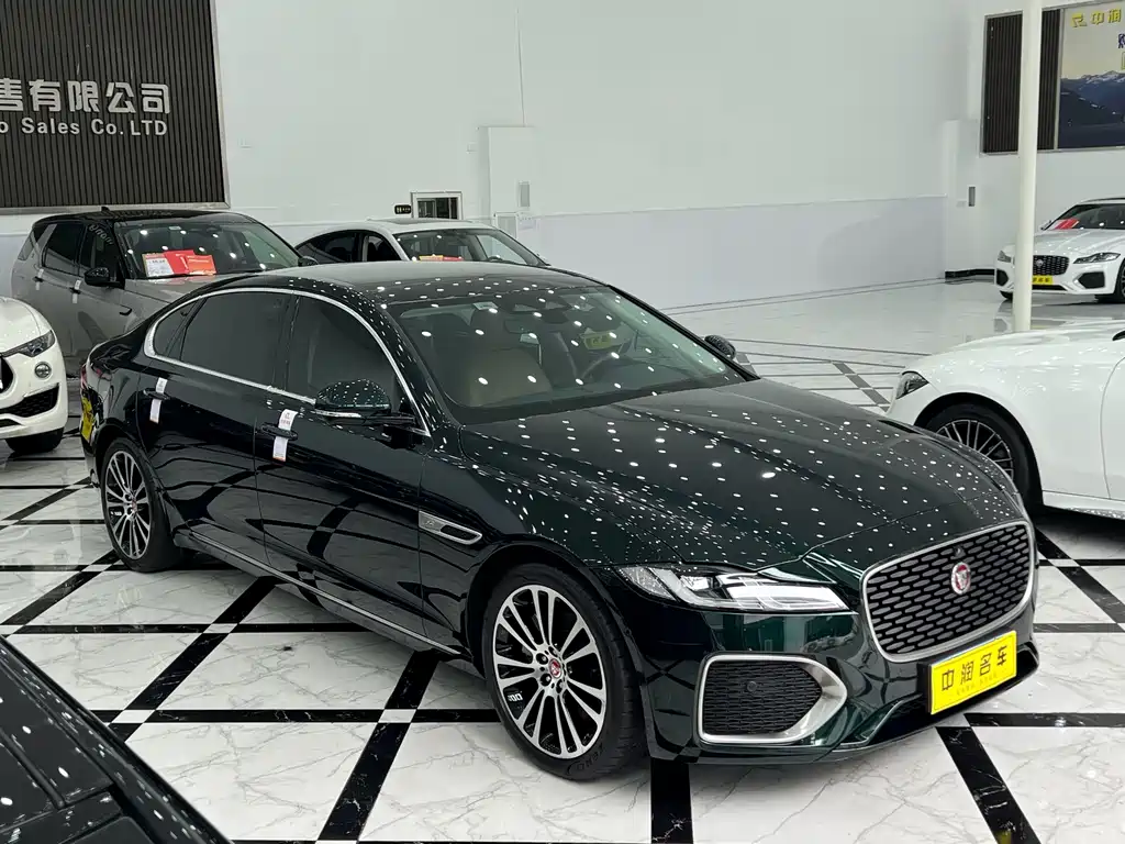 Jaguar XFL 2024 2.0T P250 two-wheel drive exclusive luxury version купить на сайте DeffCars