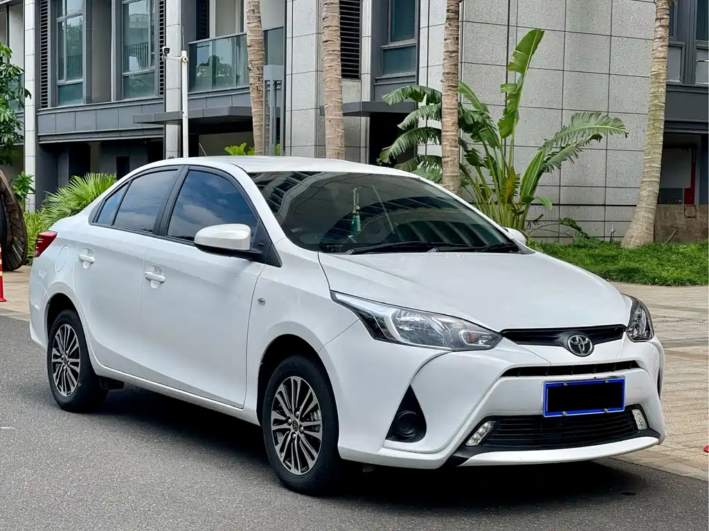 YARiS L 2021 1.5L CVT leading version купить на сайте DeffCars