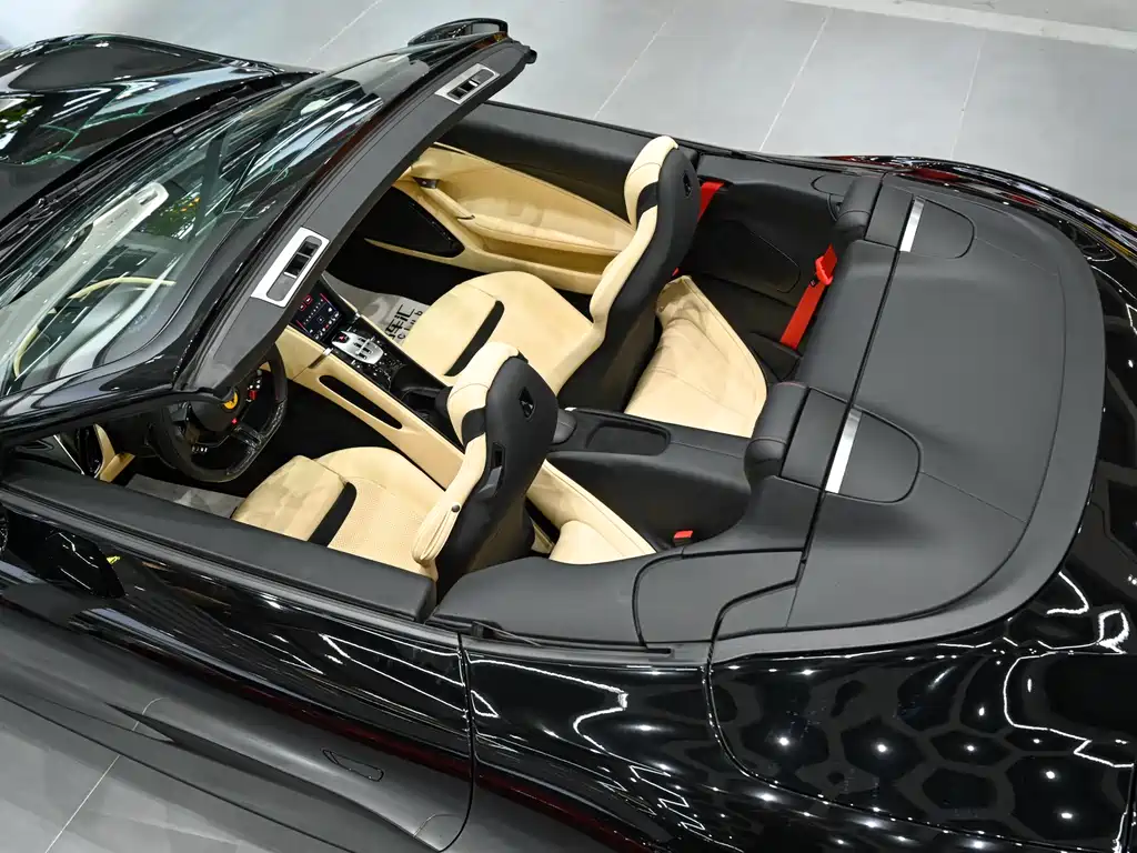 Roma 2023 Spider купить на сайте DeffCars