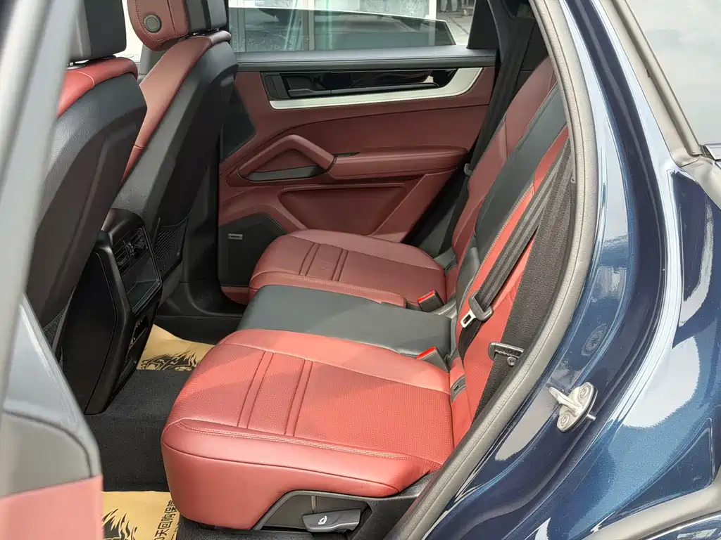 Cayenne 2025 Cayenne 3.0T купить на сайте DeffCars