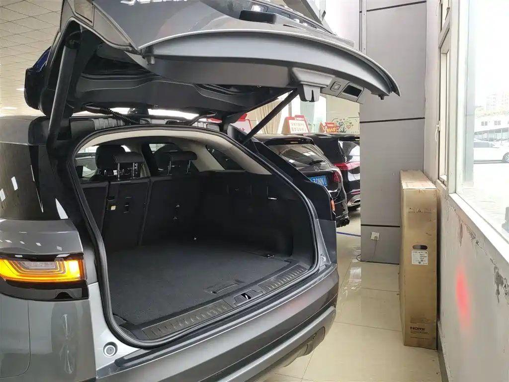 Range Rover Velar 2021 P250 купить на сайте DeffCars