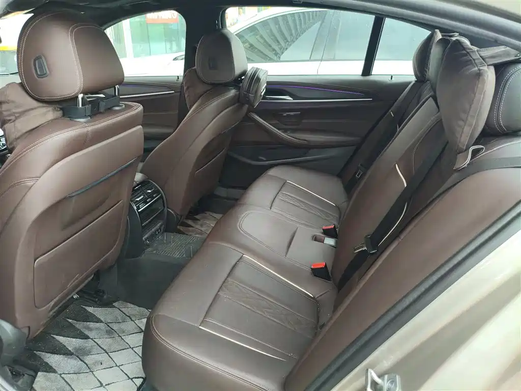 BMW 5 Series 2022 facelift 530Li leading M sports package купить на сайте DeffCars