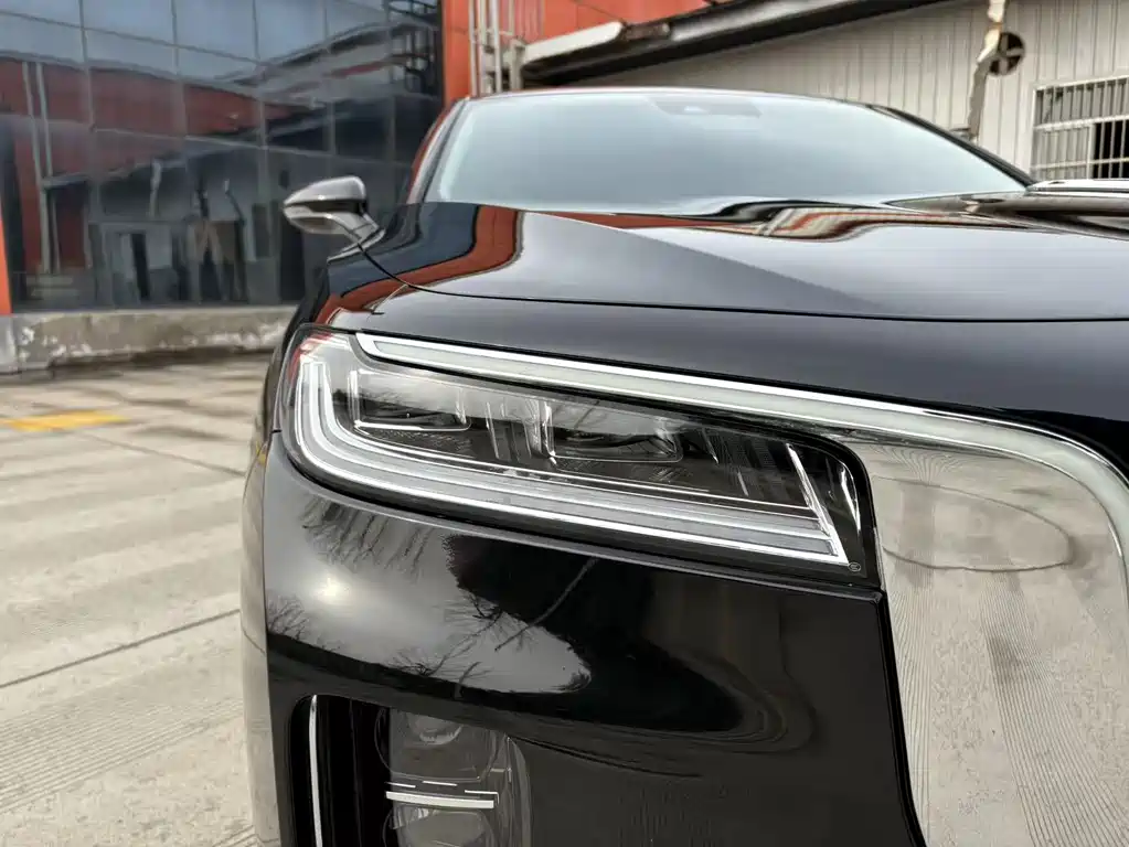 Hongqi H9 2020 2.0T Zhilian Flagship Edition купить на сайте DeffCars
