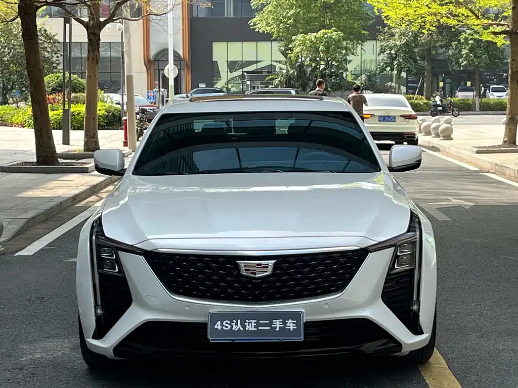 Cadillac CT5 2024 28T Luxury Pro купить на сайте DeffCars