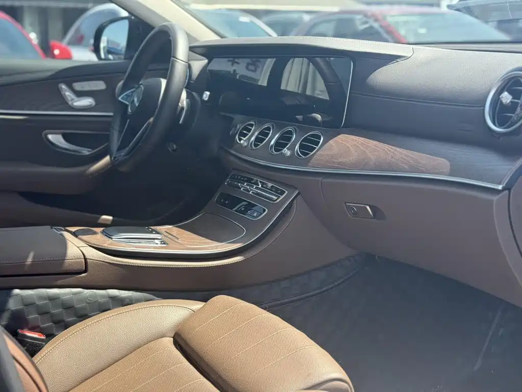 Mercedes-Benz E-Class 2022 facelift E 300 L fashionable model купить на сайте DeffCars