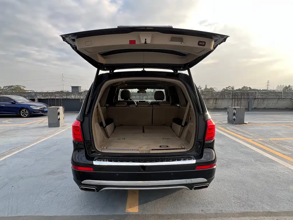 Mercedes-Benz GL Class 2015 GL 400 4MATIC Dynamic купить на сайте DeffCars