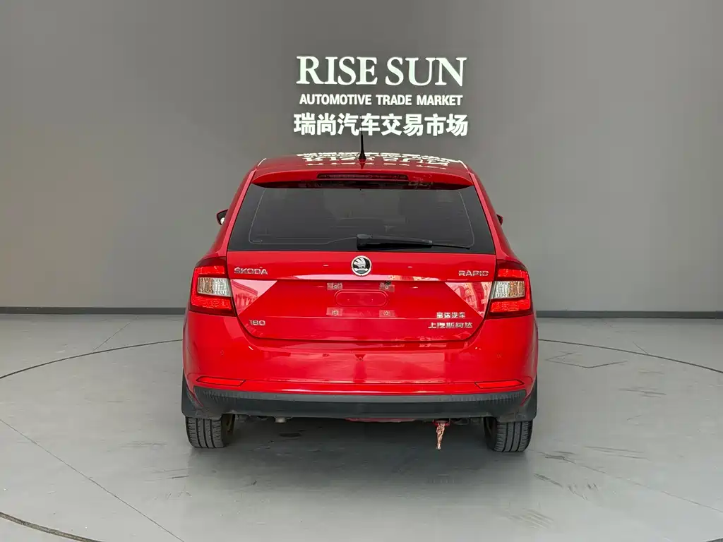 Xindong (Rapid Spaceback) 2016 facelift 1.6L automatic version купить на сайте DeffCars
