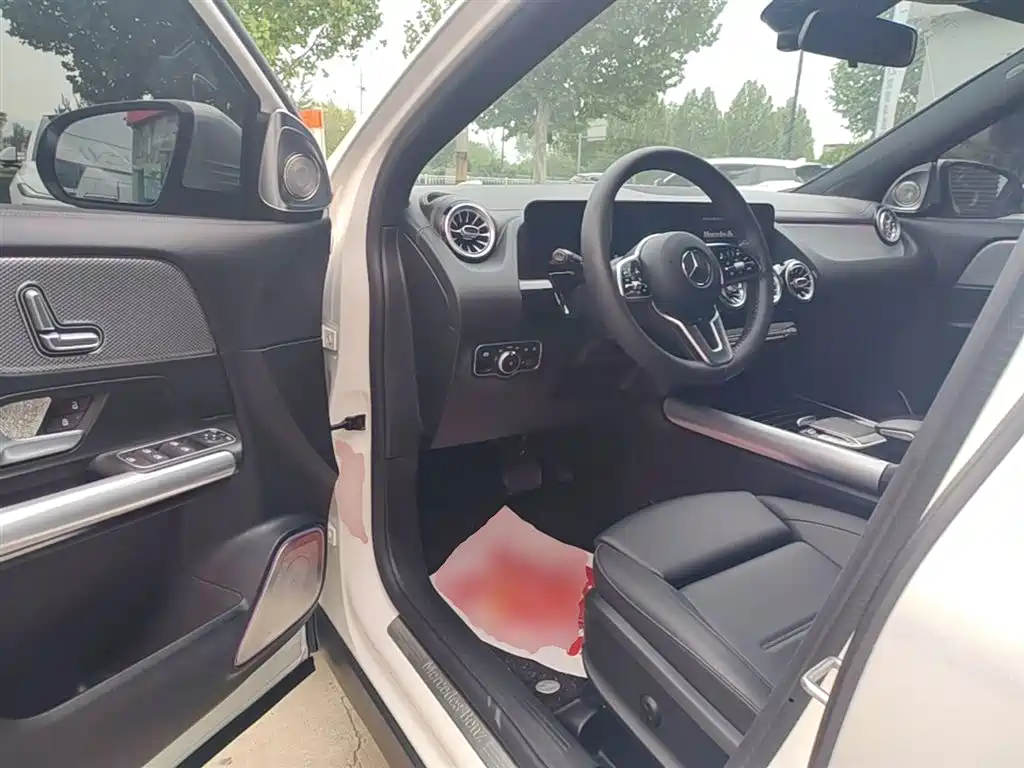 Mercedes-Benz GLA 2023 facelift GLA 200 купить на сайте DeffCars