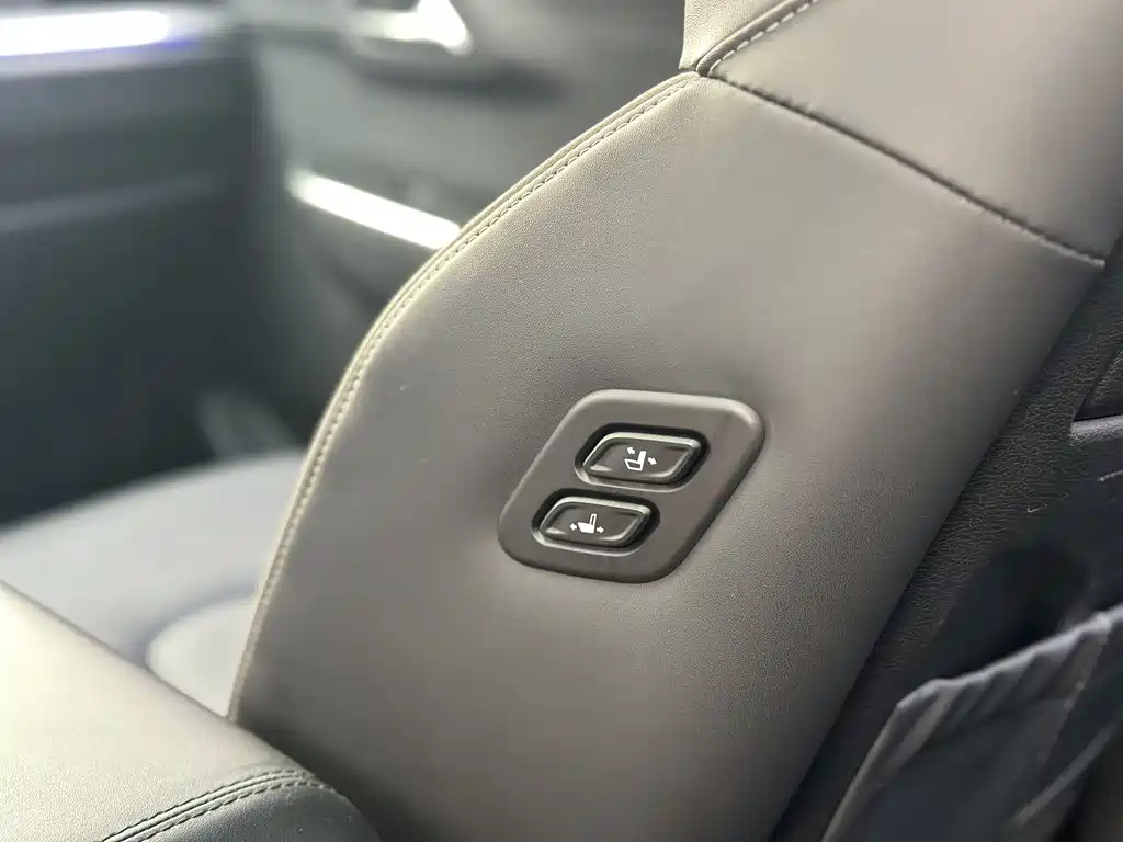 Kusitu 2021 380TGDi Smart Love Premium Edition LUX Premium купить на сайте DeffCars