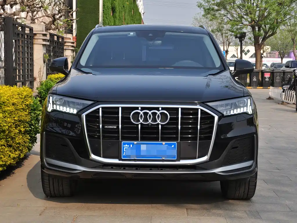 Audi Q7 2021 45 TFSI quattro S line sports купить на сайте DeffCars