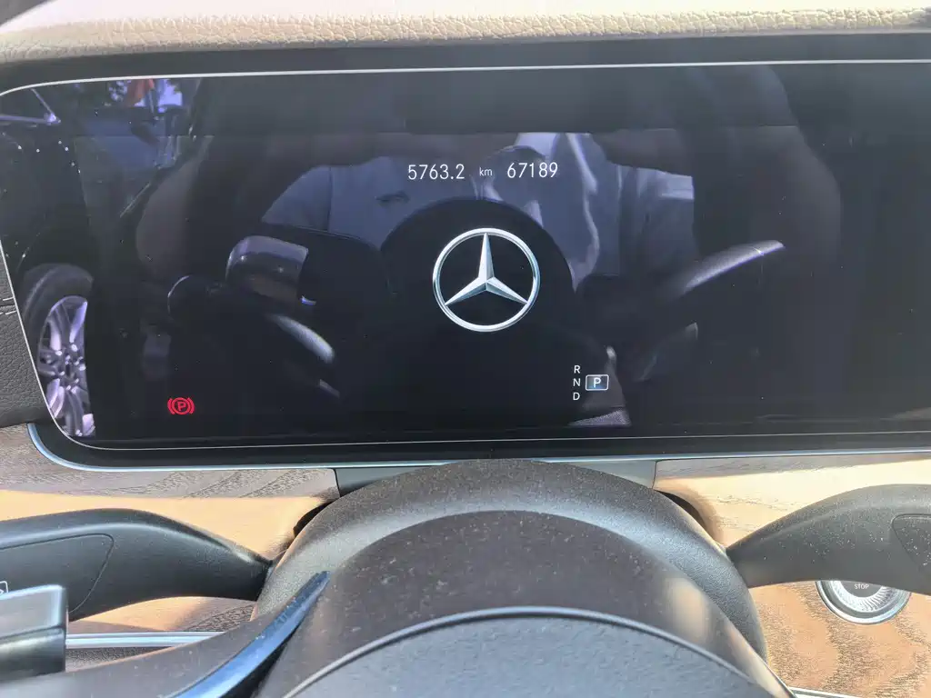Mercedes-Benz E-Class 2022 E 300 L Luxury Model купить на сайте DeffCars