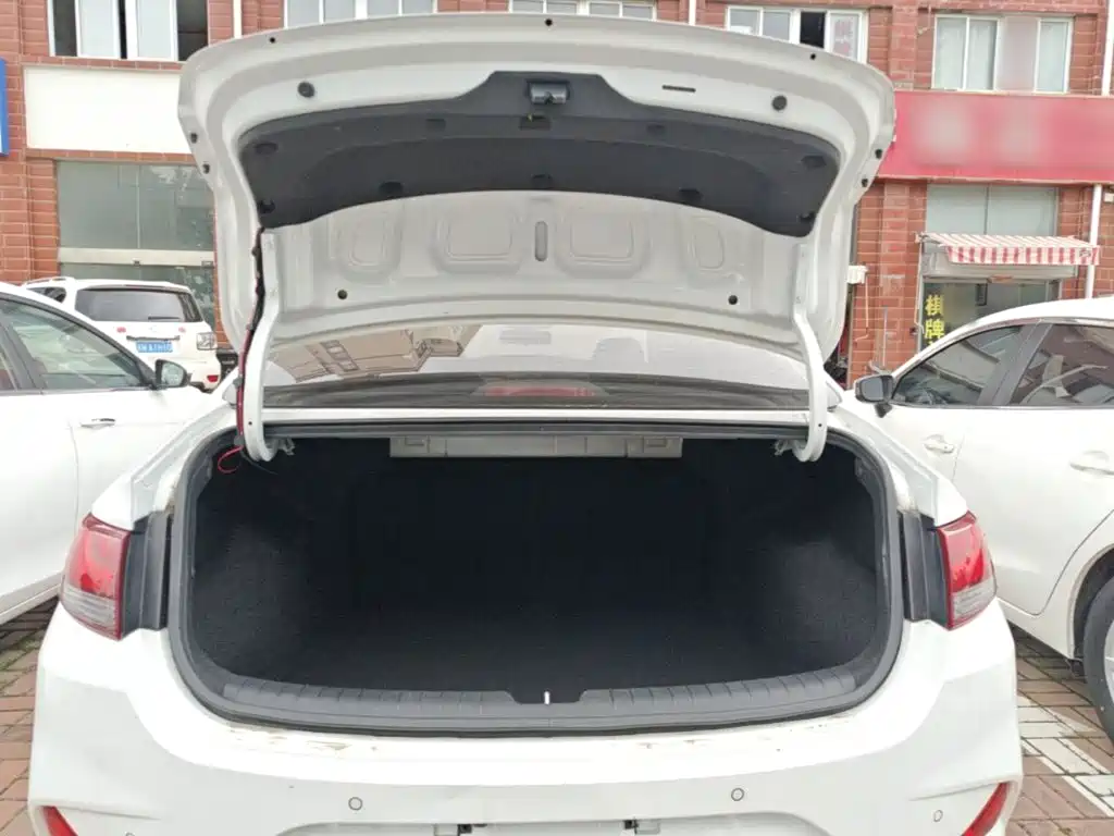 Yuedong 2020 1.6L automatic GL pleasing version купить на сайте DeffCars
